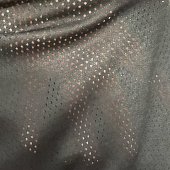 VICTORIA SECRET’s Top ATHLEISURE TOP SIZE MEDIUM - Picture 6 of 7